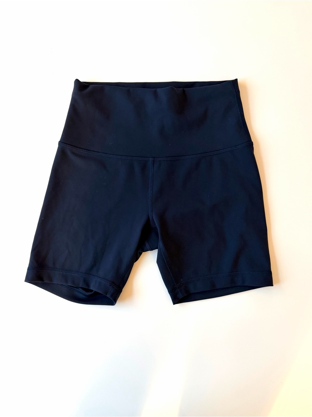 lululemon Wunder Train High-rise Shorts 6” Size:6